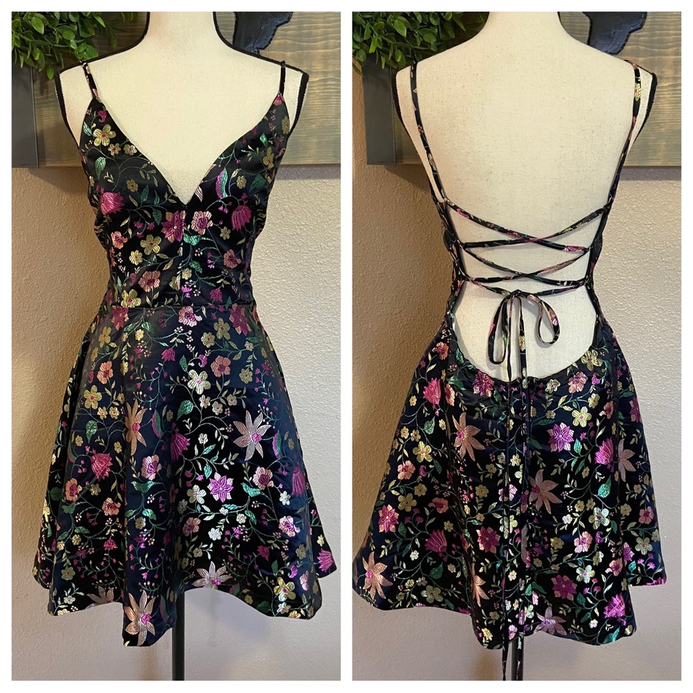 Bundle 3 for $20 - Lulu's Black Floral Mini Dress